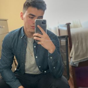 Meet your Posher, Cristian